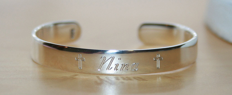 Engraved baby bracelets