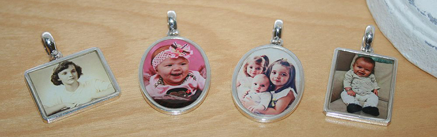 Photo Necklaces for Mom.