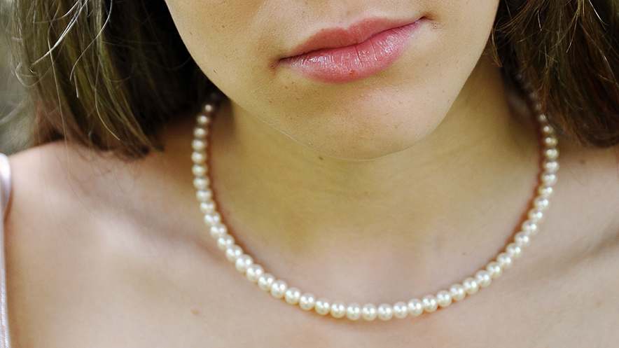 Children's and baby pearl necklaces