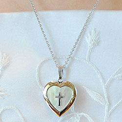 Fine Heirloom First Communion Mother of Pearl Heart Photo Locket for Girls/