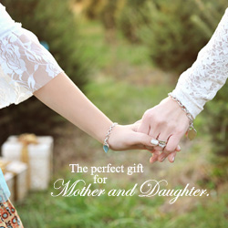 Mother Daughter Engravable Heart Tag Bracelet Set/