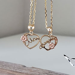 Mom and Daughter Hearts Necklaces - Mom and Daughter Necklace Set/